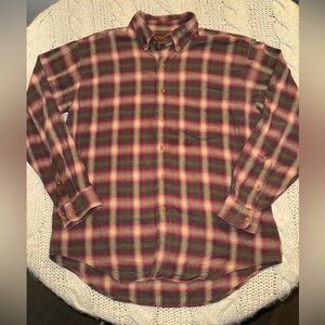 Flyshacker clothing Plaid‎ Button-Down Shirt